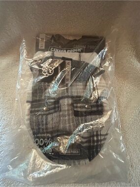 10” Canada Pooch The Shacket Dog Coat